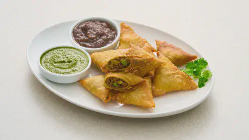 Two-Bite Beef Samosa Image 