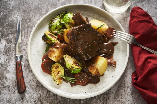 Bone-in Chuck Short Ribs Family-style Short Rib Stew